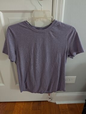 Lululemon Love Crew Shirt Size 6